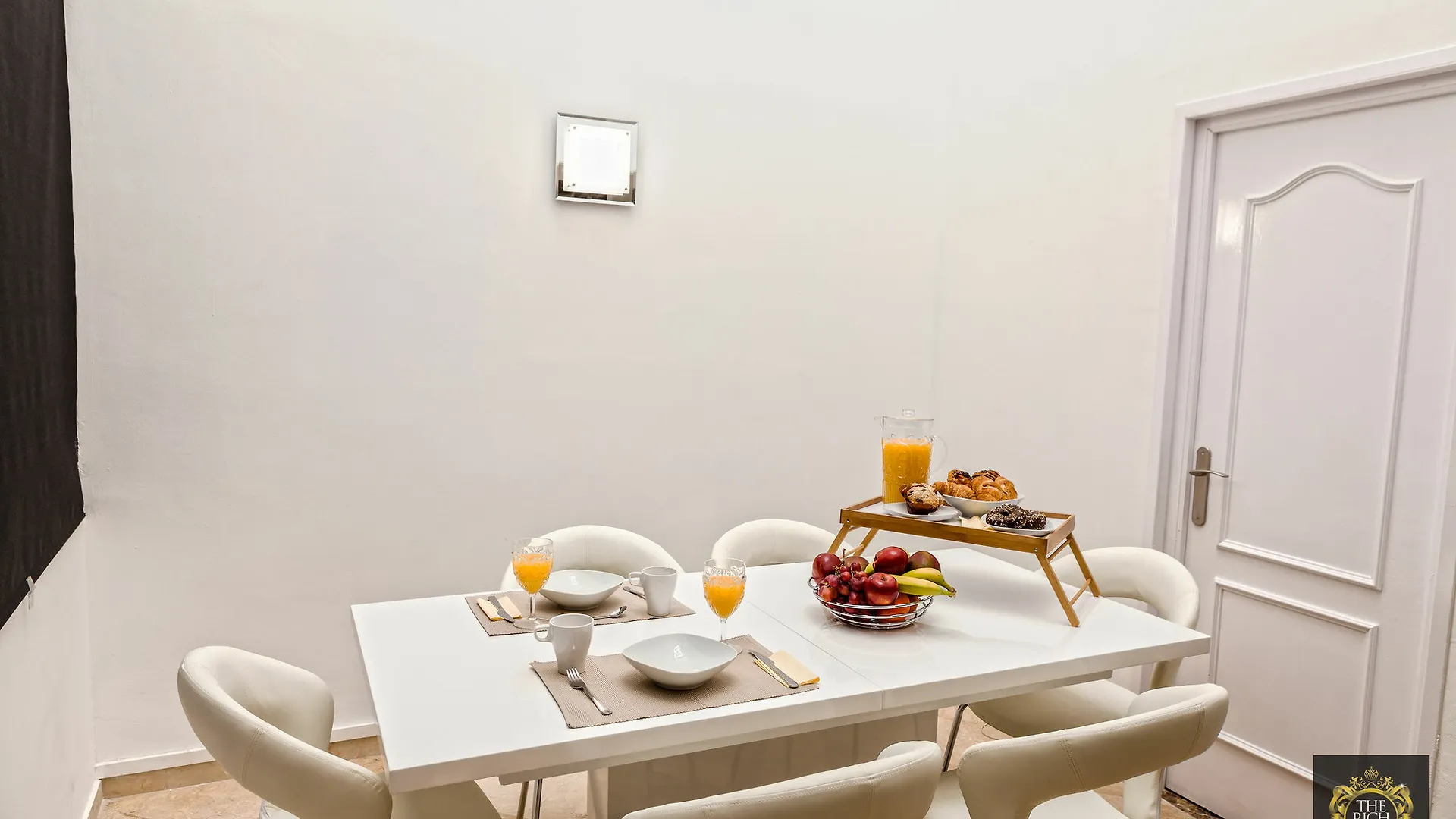 Banus Beach Apartments Марбелья