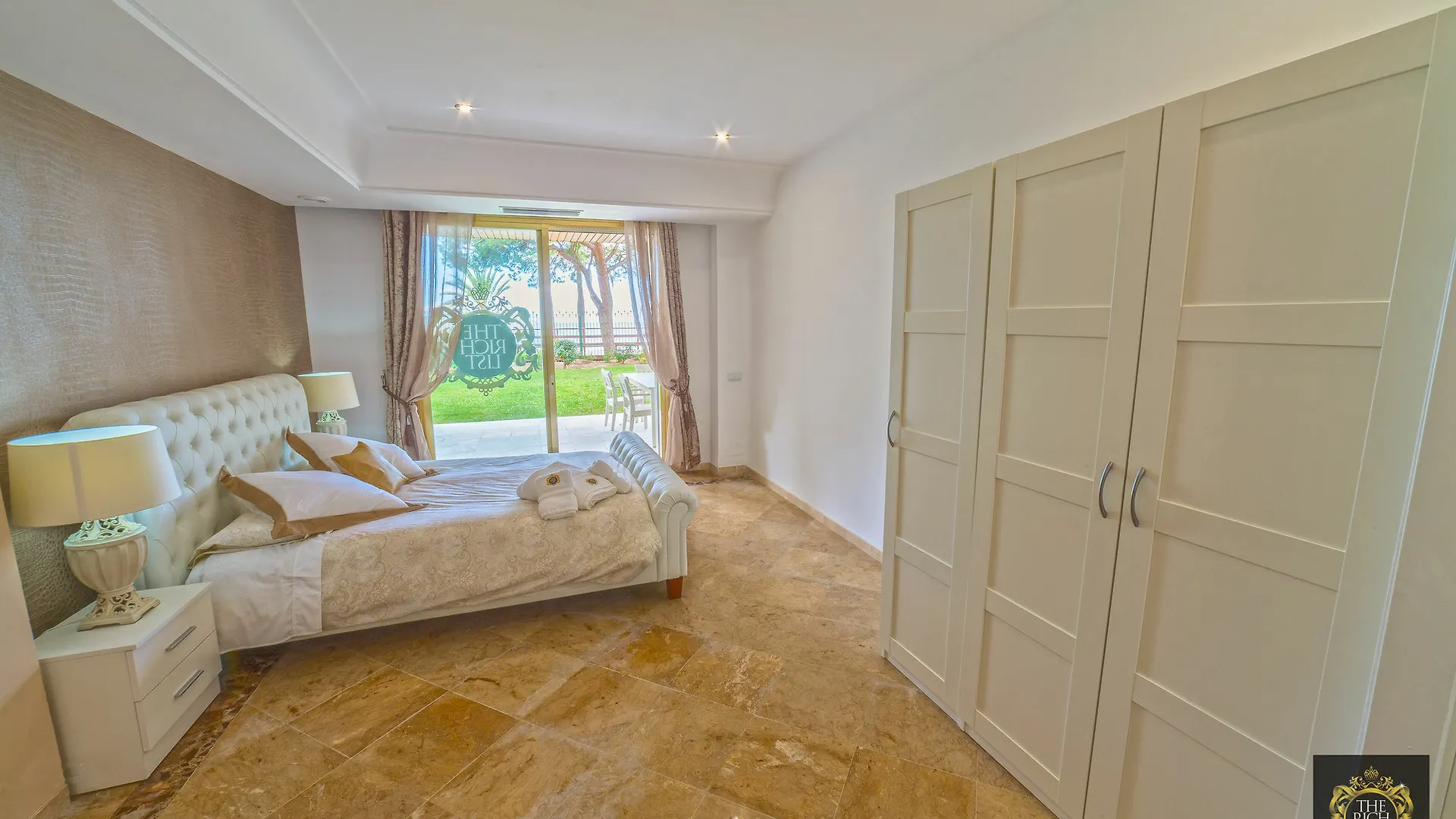 Banus Beach Apartments Марбелья