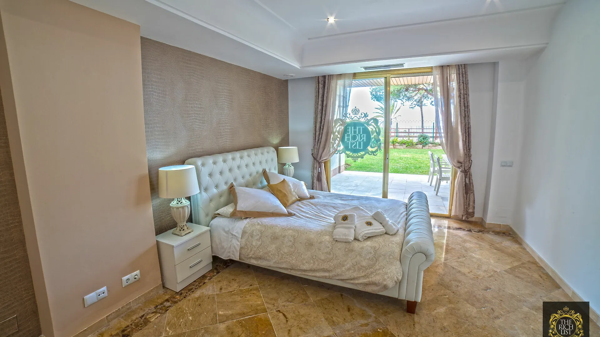 Banus Beach Apartments Марбелья 0*,